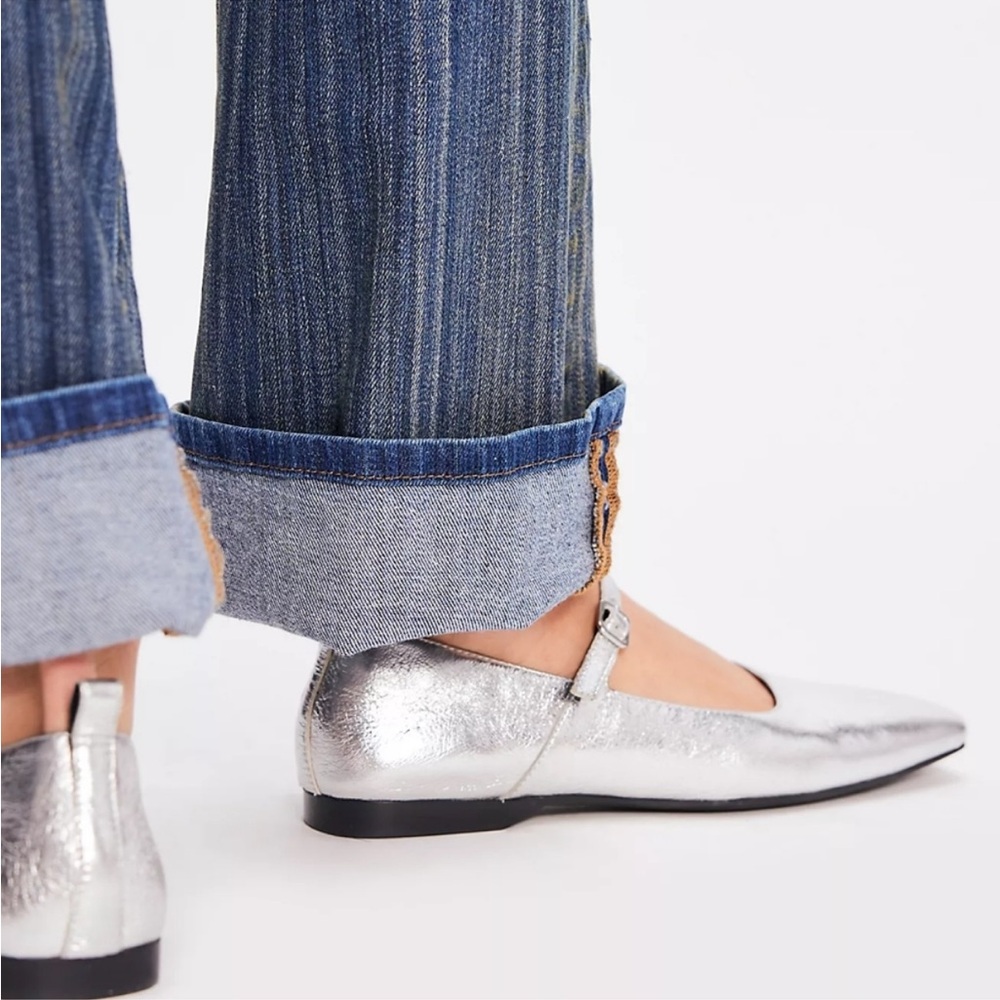 NWT Vagabond Delia Mary Jane Flats in Silver - Picture 2 of 8
